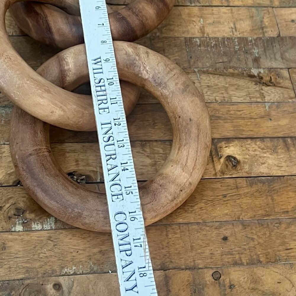 Medium Wooden Chain Link Sculpture Decorative Solid Wood Loops Nautical - Picture 5 of 7